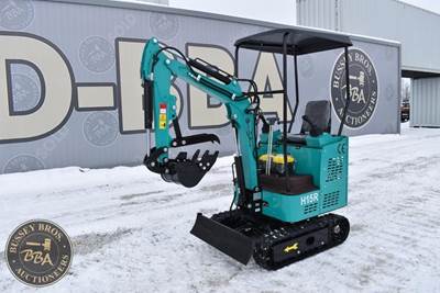 CF Industry H15R Orops, Gas Engine, Grading Blade, Manual Thumb, Work Light,