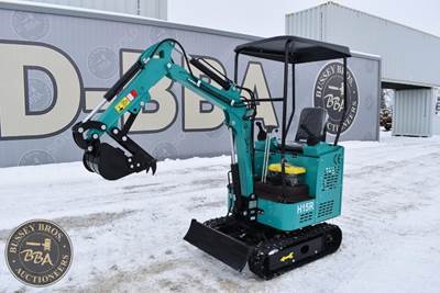 CF Industry H15R Orops, Gas Engine, Grading Blade, Manual Thumb, Work Light,