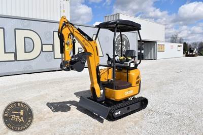 CFG Industrial Mini Excavator Hydraulic Thumb, Grading Blade, Digging Bucket,