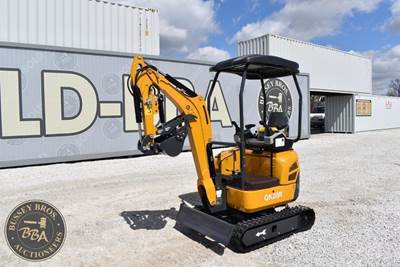 CFG Industrial Mini Excavator Hydraulic Thumb, Grading Blade, Digging Bucket,