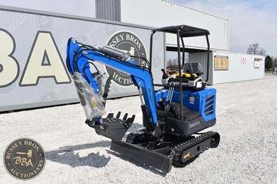 CFG Industrial Mini Excavator Extendable Tracks, Swing Boom, Hydraulic Thumb,