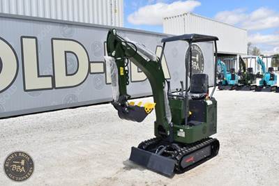 ZJG Mini Excavator 70in Max Loading Height, 64in Max Digging Depth, 0.883cu ft