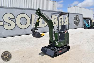 ZJG Mini Excavator 70in Max Loading Height, 64in Max Digging Depth, 0.883cu ft