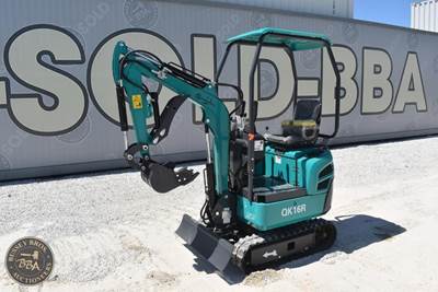 CF Industry QK16R Mini Excavator Gas Engine, Rubber Tracks, Grading Blade,