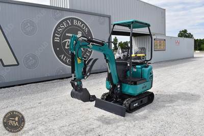 CFG Mini Excavator Blade, Manual Thumb, Led Working Light, Gas Engine, Toolbox,