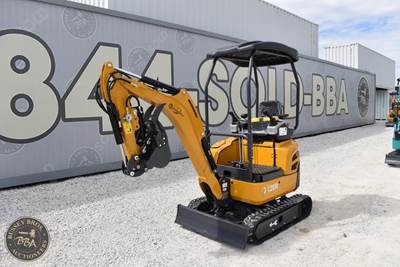 CFG Mini Excavator Blade, Hydr Thumb, Led Working Light, Gas Engine, Toolbox,