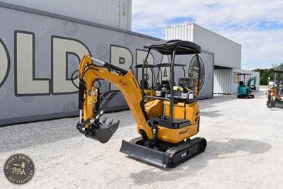 CFG Mini Excavator Blade, Hydr Thumb, Led Working Light, Gas Engine, Toolbox,