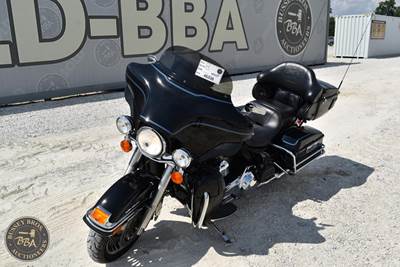 Harley Davidson ELECTRA GLIDE Motorcycle