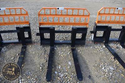 LANDHONOR PALLET FORK ATTACHMENT Rotating Pallet Forks