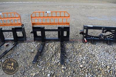 LANDHONOR PALLET FORK ATTACHMENT Rotating Pallet Forks