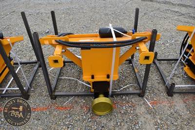 FUTURE POST POUNDER ATTACHMENT Pile Driver