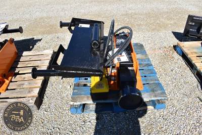 Wolverine POST DRIVER ATTACHMENT Pile Driver