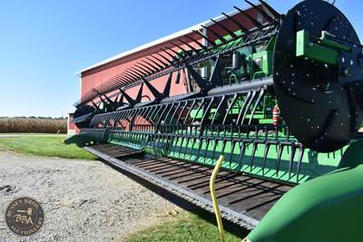 John Deere RD40F Platform