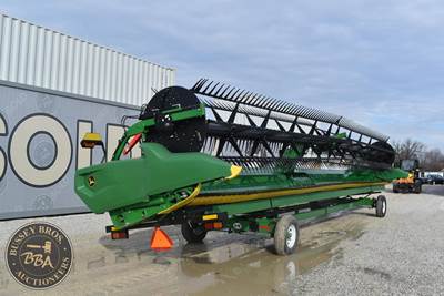 John Deere RD45F Platform