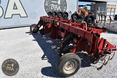 Case IH 183 Row Cultivator