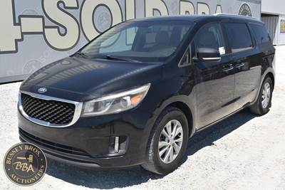 KIA SEDONA LX