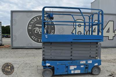 Genie GS-4047 Scissor Lift - 45ft Working Height