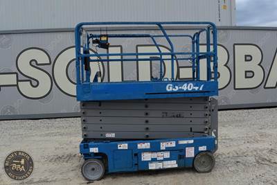 Genie GS-4047 Scissor Lift - 45ft Working Height