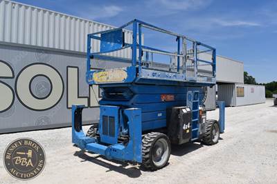 Genie GS-5390 RT Scissor Lift - 53ft Working Height