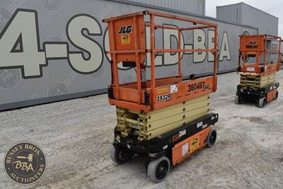 JLG 1932R Scissor Lift - 19ft Working Height