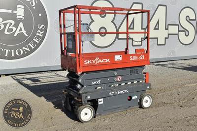 Skyjack SJIII 3219 Scissor Lift