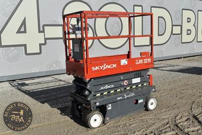 Skyjack SJIII 3219 Scissor Lift