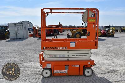 Snorkel S3219E Scissor Lift - 19ft Working Height