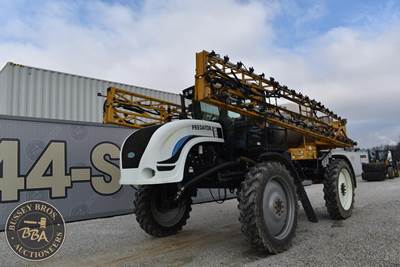 GVM PREDATOR 8275 Self-Propelled Sprayer