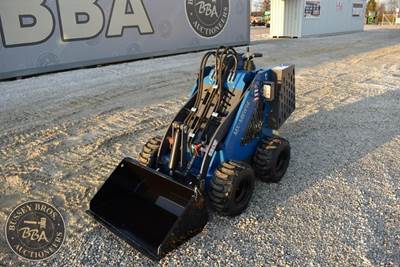 AGT MX-MRW-14 Mini Skid Steer