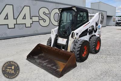 Bobcat S770 Track Skid Steer