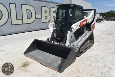 Bobcat T76 Track Skid Steer