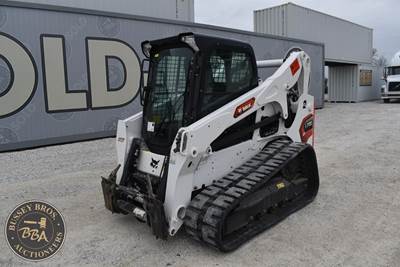Bobcat T770 Compact Track Loader