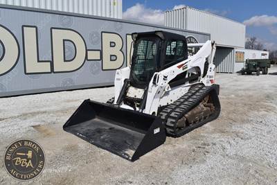 Bobcat T870 Track Skid Steer