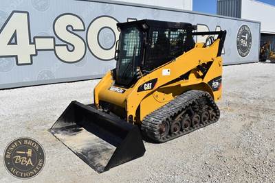 Caterpillar 257B3 Compact Track Loader