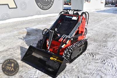 FUTURE FT380 Mini Skid Steer