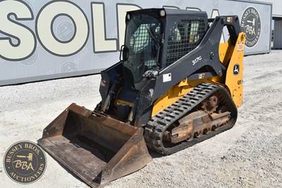 John Deere 317G Track Skid Steer