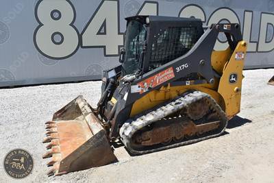 John Deere 317G Track Skid Steer
