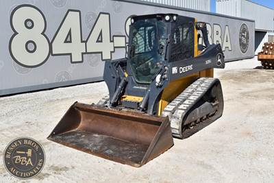 John Deere 325G Compact Track Loader