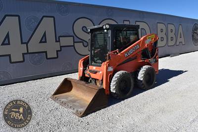 Kubota SSV65 Track Skid Steer
