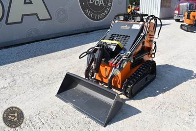 LANDHONOR LHR-ME380x2 Mini Skid Steer