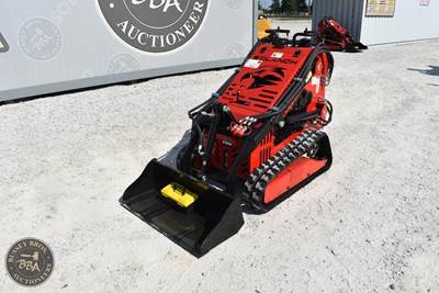 SDLANCH MINI SKID STEER Mini Skid Steer