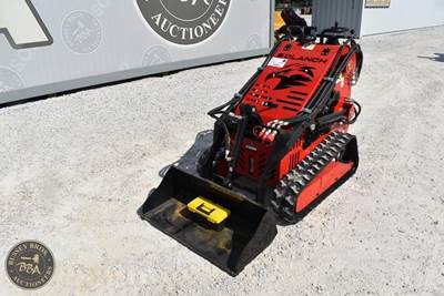 SDLANCH MINI SKID STEER Mini Skid Steer