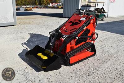 SDLANCH MINI SKID STEER Mini Skid Steer