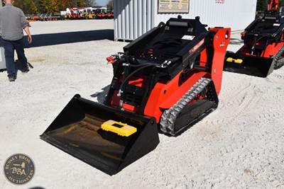 SDLANCH SDLL1200 Mini Skid Steer