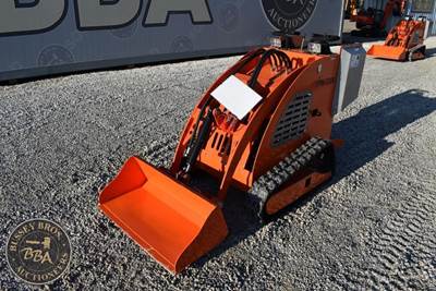 TPM Industrial T300 Mini Skid Steer