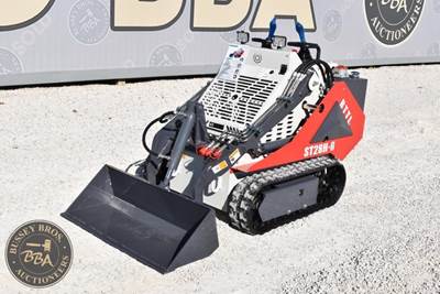Bttl ST28H-6 Compact Skid Steer Loader, Gas Engine, Rubber Tracks, Smooth Bucket