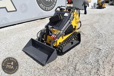 Ats Ats-T460 Mini Skid Steer, Smooth Bucket, Rubber Tracks, Aux Hydraulics, Gas