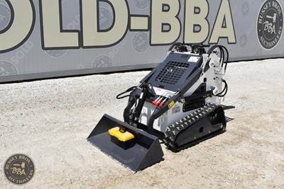ZJG Skid Steer 5.25cu ft Bucket Capacity, Aux Hydraulics, 11hp Gas Engine,