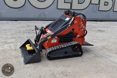 ZJG Skid Steer Non-Runner, 5.25cu ft Bucket Capacity, Aux Hydraulics, 11hp Gas
