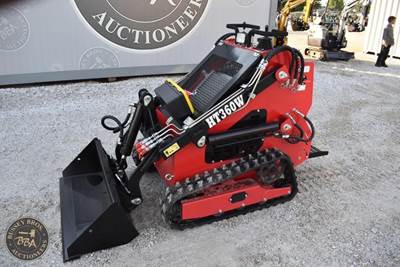 Ats T360 Mini Skid Steer Rubber Tracks, Work Lights, Aux Hydraulics, Smooth